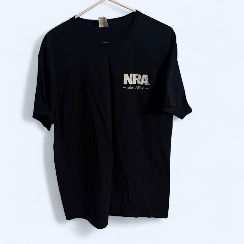 Fruit of the Loom T-Shirt Mens Large Black NRA Defending Our Liberty Tee